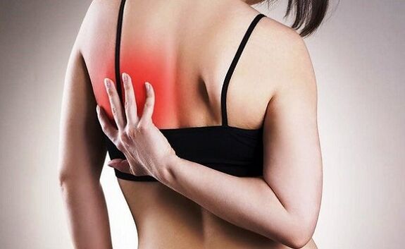 Dolore sotto la scapola sinistra da dietro